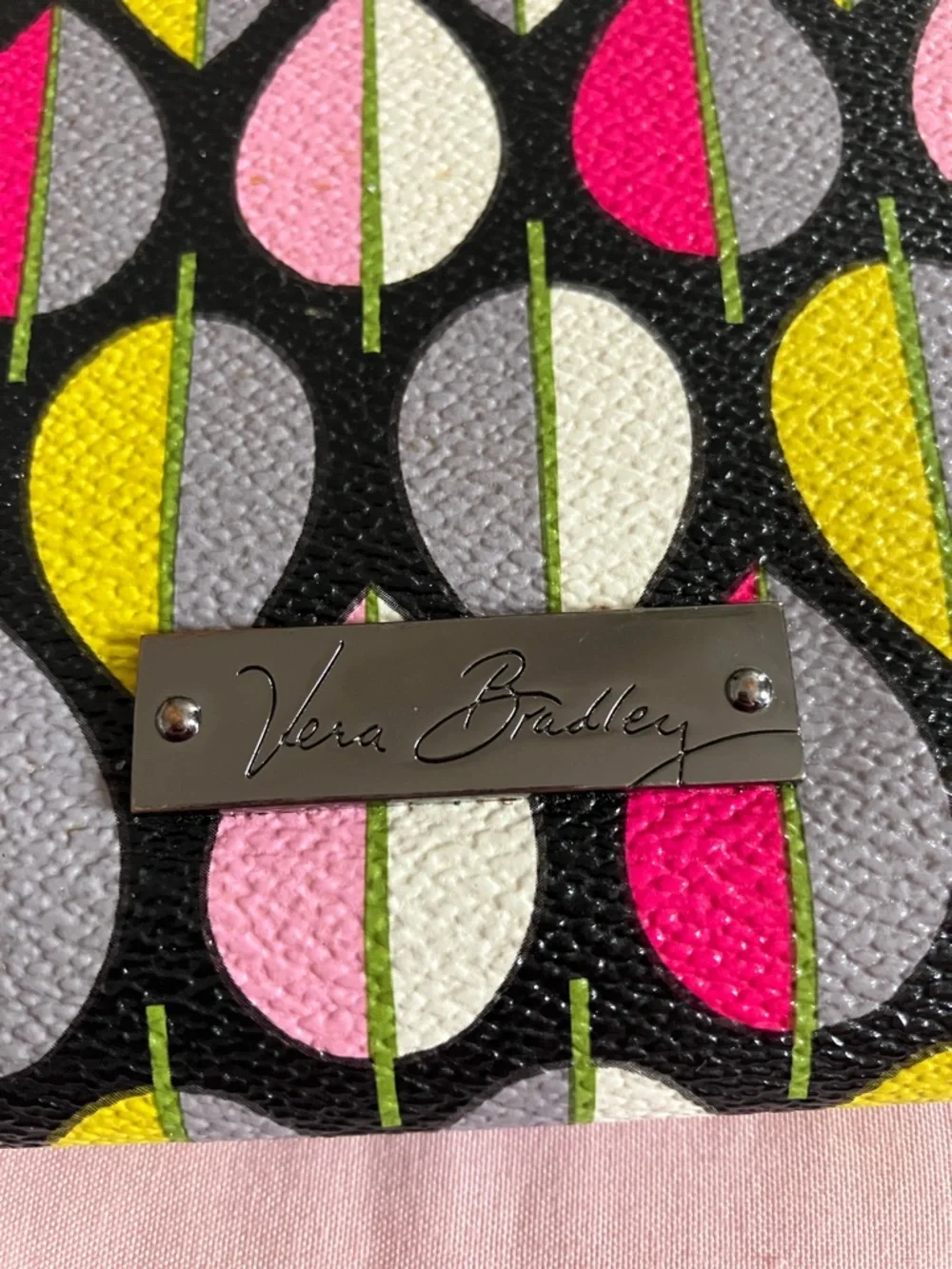 Vera. Bradley Moon Drop Leaves accordion large zip wallet vegan wrist strap EUC